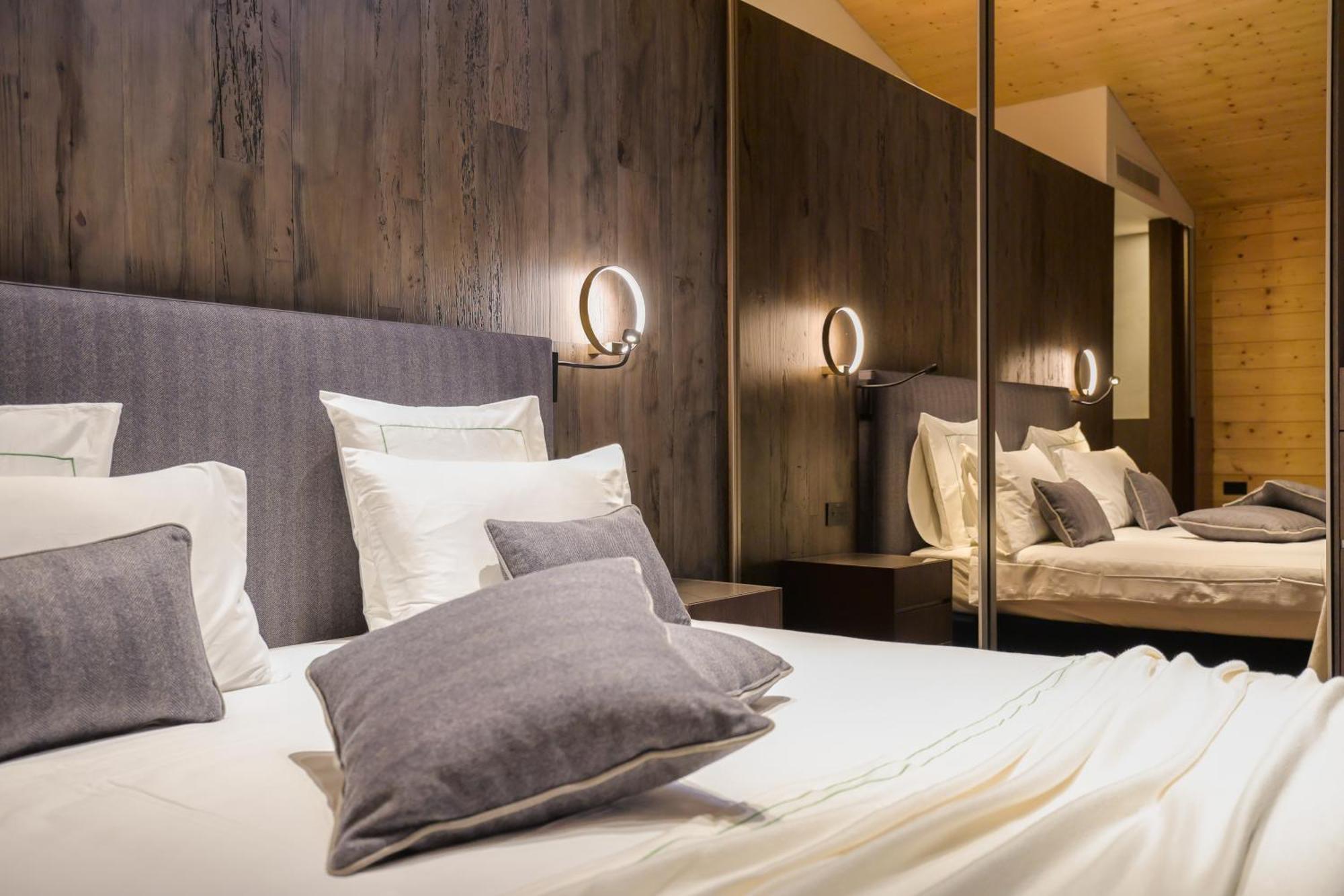 Collina Luxury Relais Hotell Clusone Exteriör bild