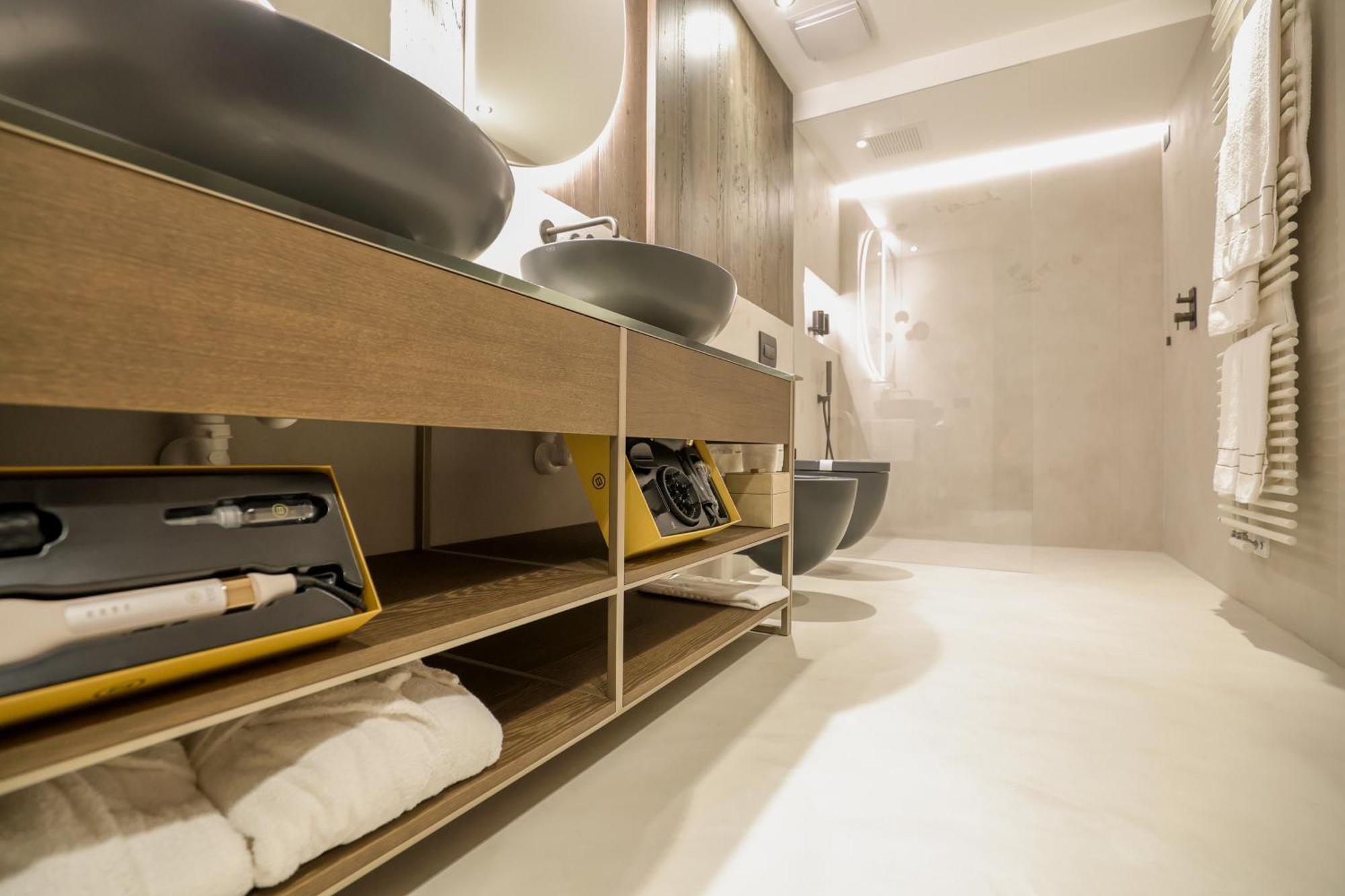 Collina Luxury Relais Hotell Clusone Exteriör bild