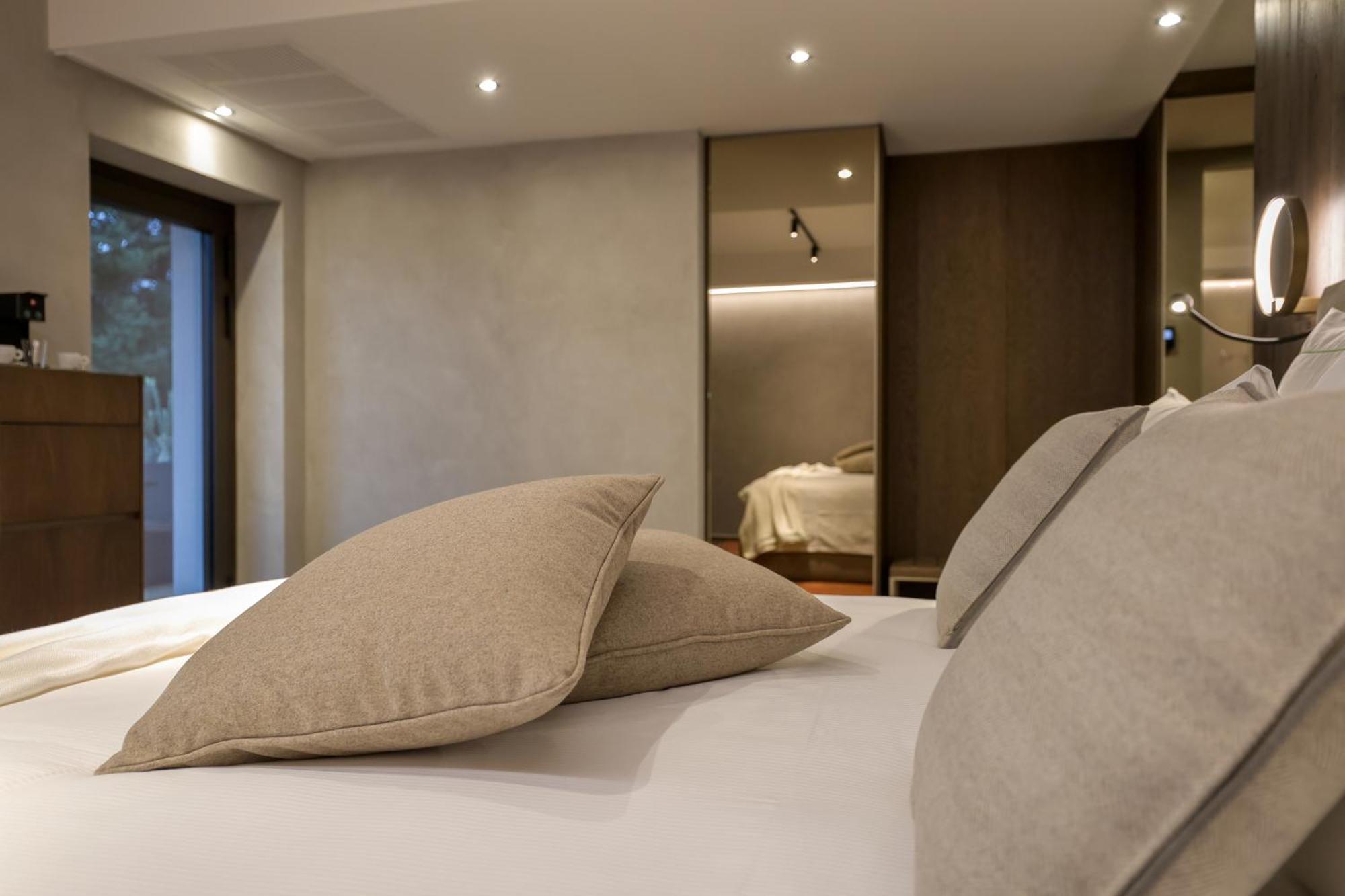 Collina Luxury Relais Hotell Clusone Exteriör bild